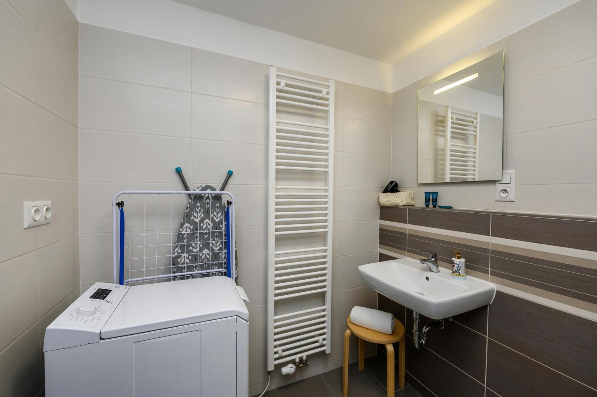 Dory Apartment *